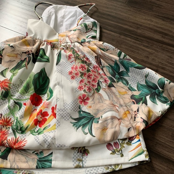 AVA white floral dress with overlay - Picture 10 of 16